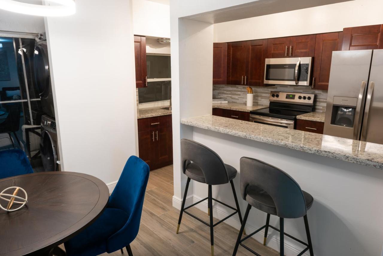 New Star Suite Two North Miami Beach Esterno foto