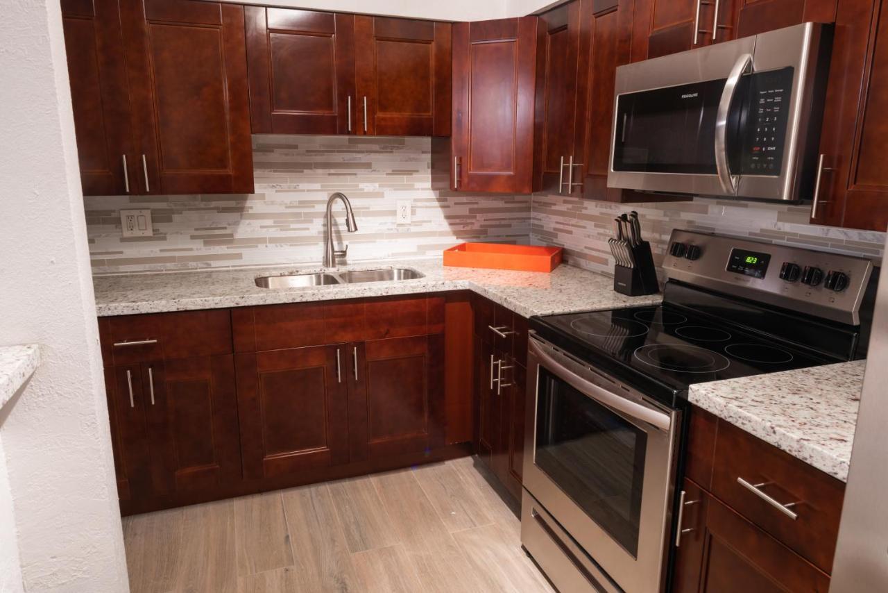 New Star Suite Two North Miami Beach Esterno foto